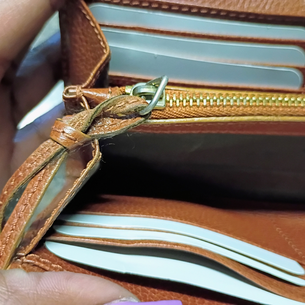 Chloé Brown Leather Zip Wallet - Picture 14 of 15
